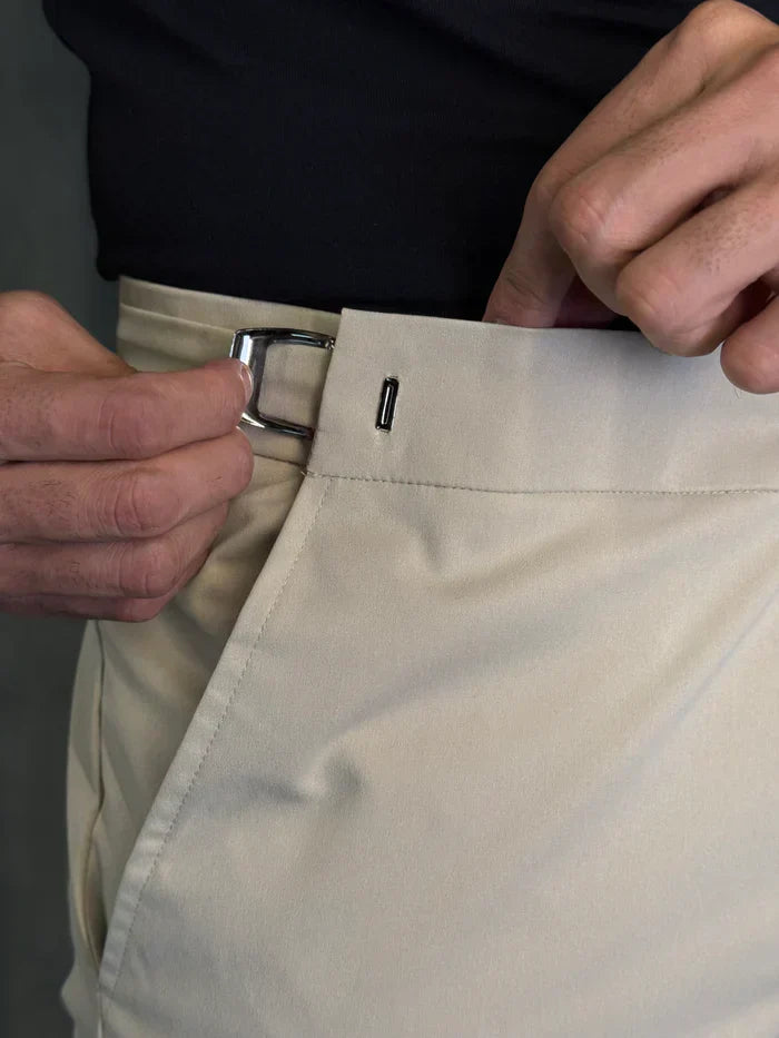 (Compre 1 Leve 3) A Calça Catraca Mônaco Que Seu Corpo Merece – Estilo, Conforto e Caimento Perfeito + BRINDE: Relógio de Luxo Poedegar