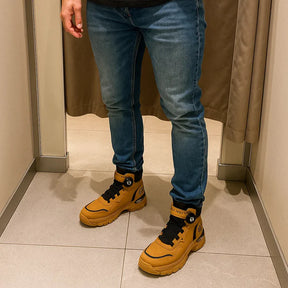 Bota Masculina Ortopédica de Cano Médio Vulcan com Amarração por Polia em Couro Legítimo e Poliuretano + BRINDES